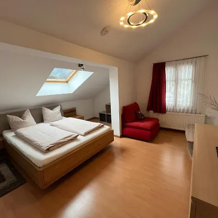 Seppl Stoba Apartament *