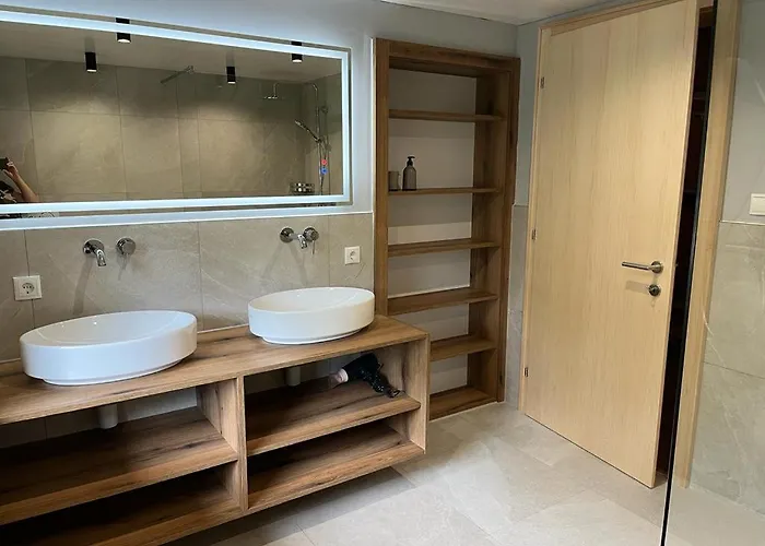 Apartment Seppl Stoba